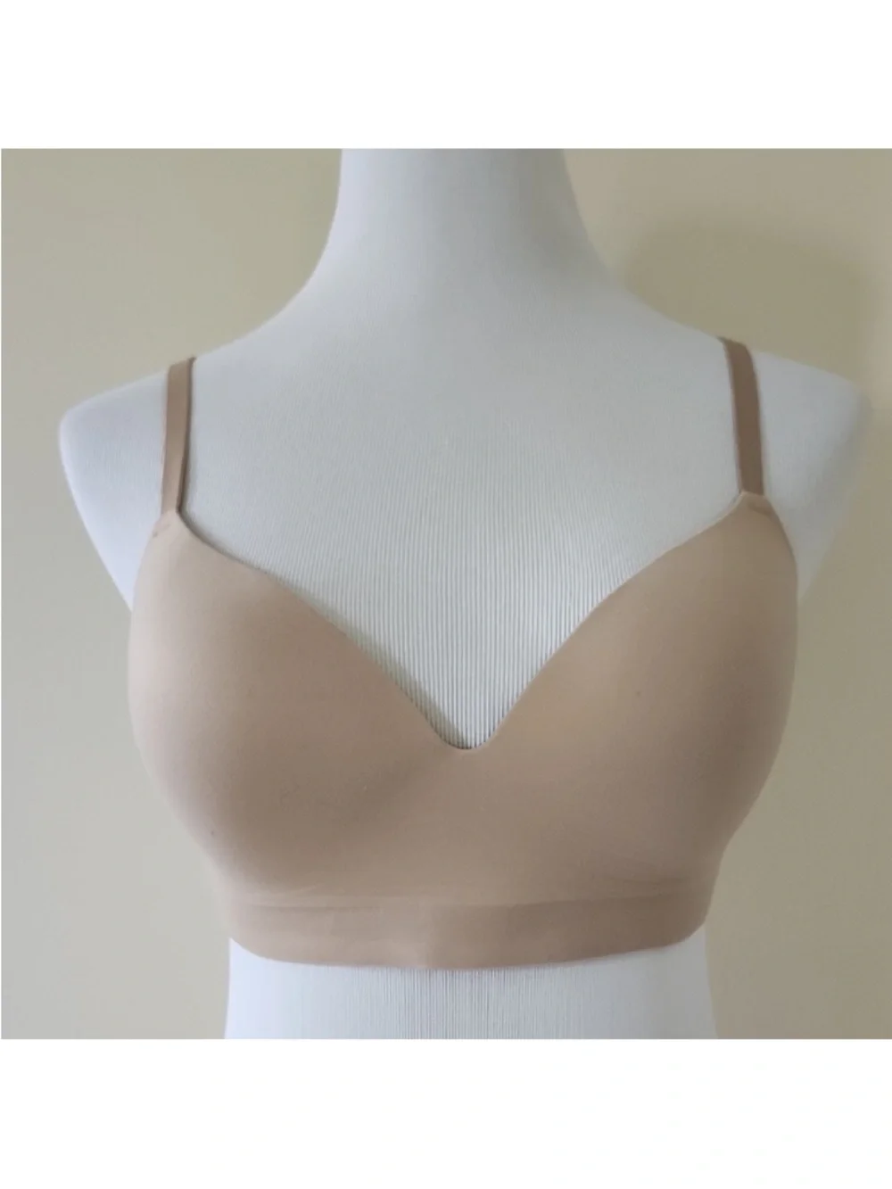 Soma Nude/Tan Enbliss Wireless Seamless Bra 34C